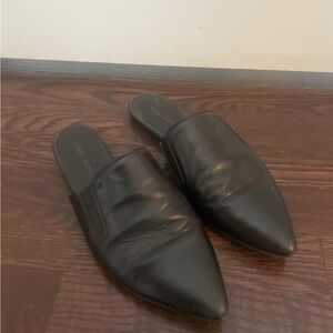 Jenny Kayne pointed tow flat mules size 7.5
